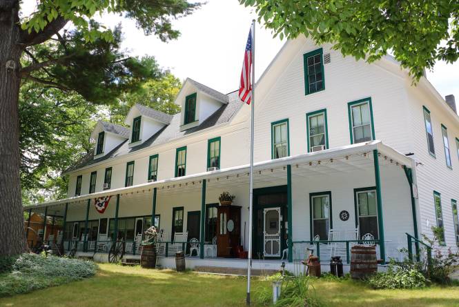 bed and breakfast traverse city